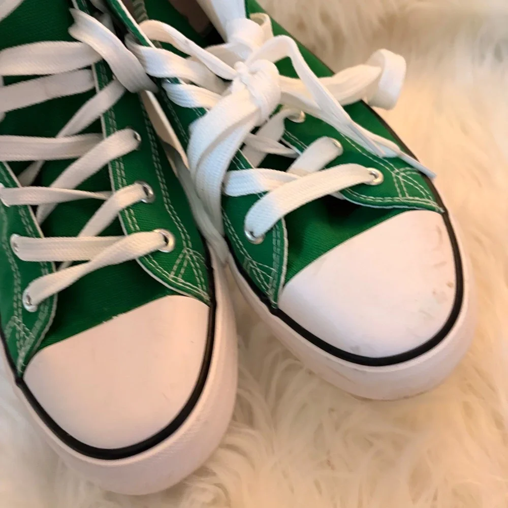 Unbranded High Top Sneakers Womens 8 Green Good Canvas Lace Up CASUAL RETRO